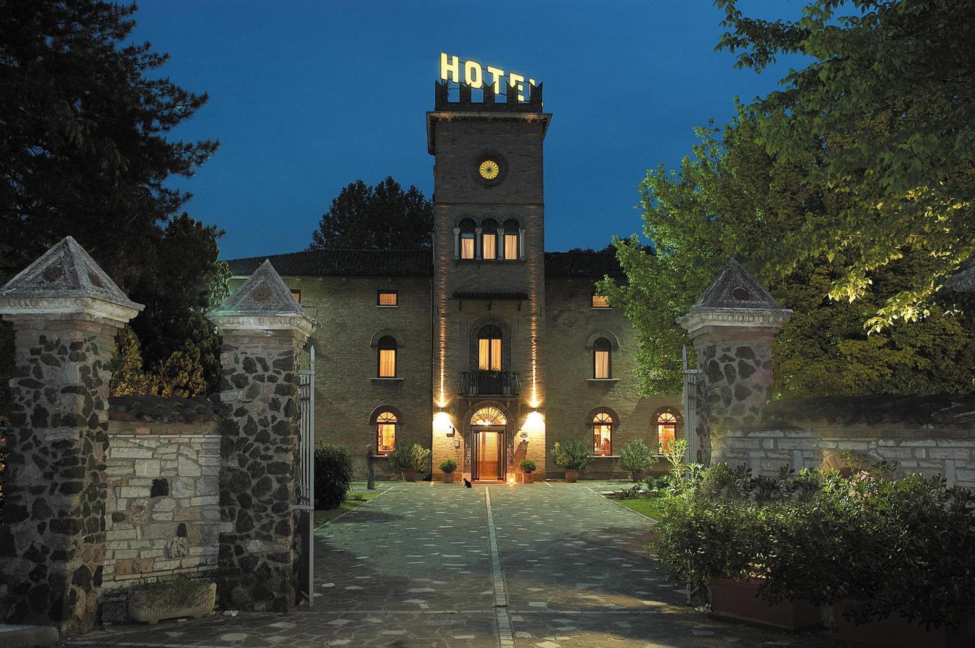 Hotel Castello 모데나 외부 사진